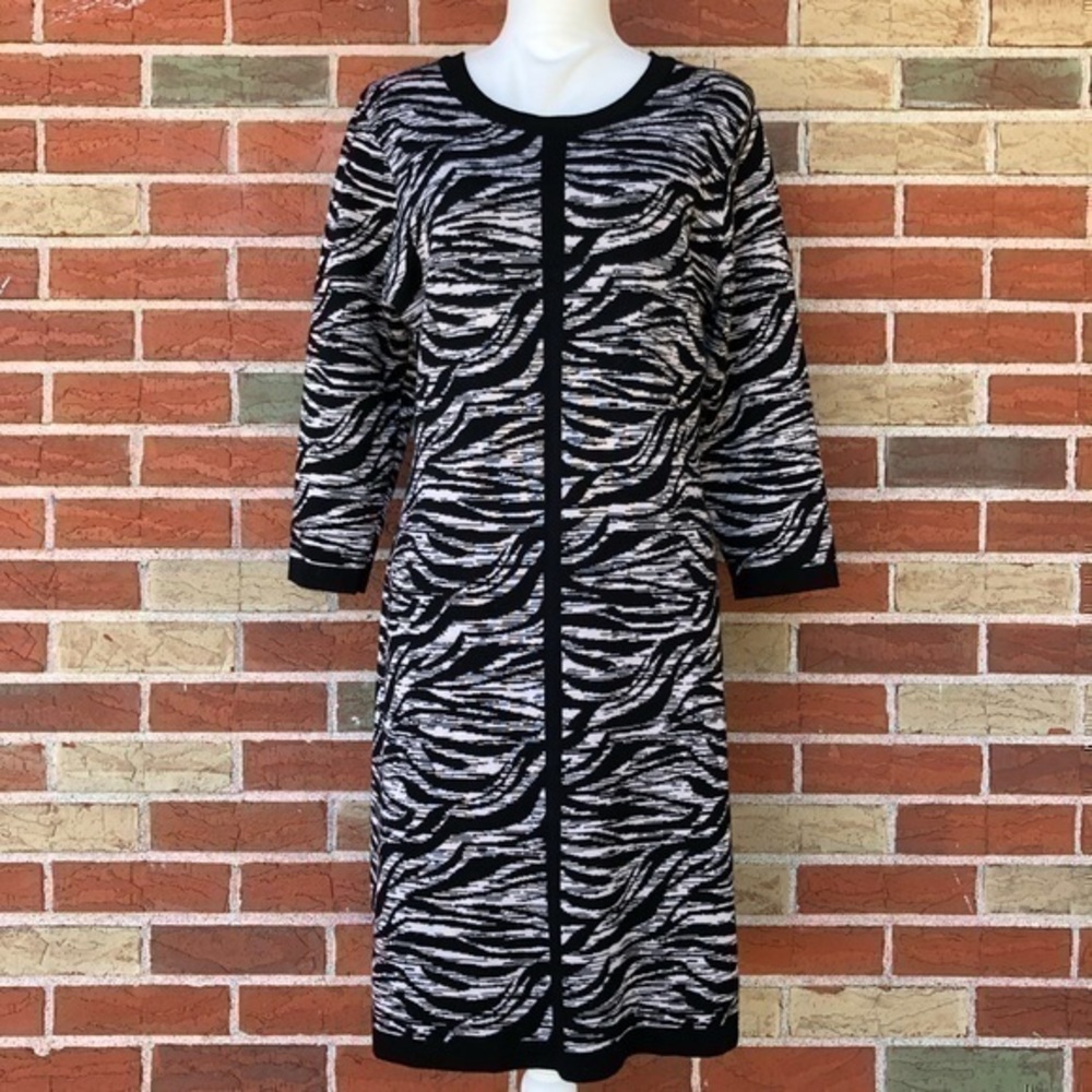 roz & ALI Zebra Print Black Cream 3/4 Sleeve Dress 👗